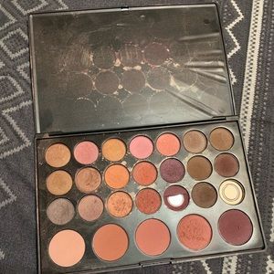 Coastal scents eyeshadow/blush FREE w/ bundle